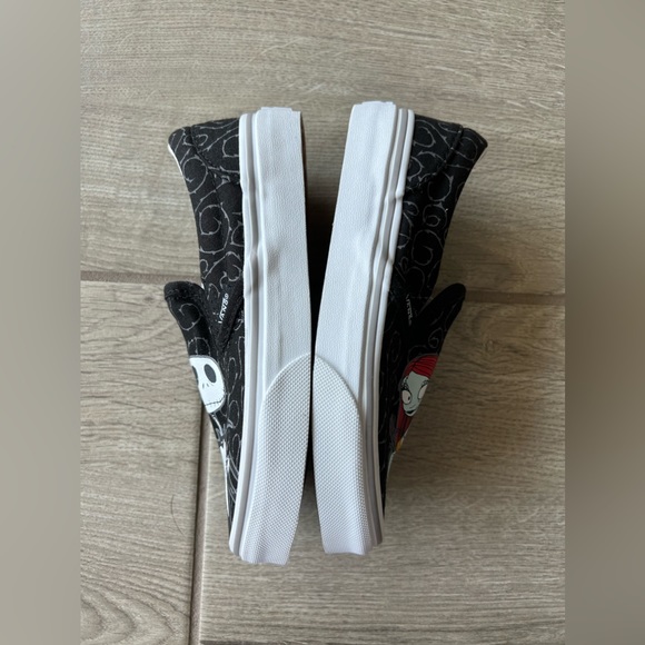 VANS NIGHTMARE BEFORE CHRISTMAS SLIP-ON SHOES Kids Size 13 - Picture 7 of 14